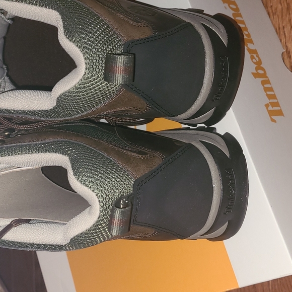 New Timberland Mt.Maddsen Mid-Hiker dark brown full grain sizes 11.5 and 13 - Picture 5 of 9